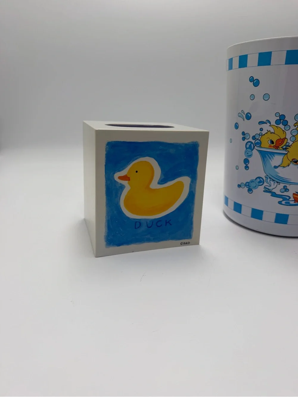 Vintage Duck Bathroom Decor Set Tissue Box Cover Wastebasket Trash Can Kids